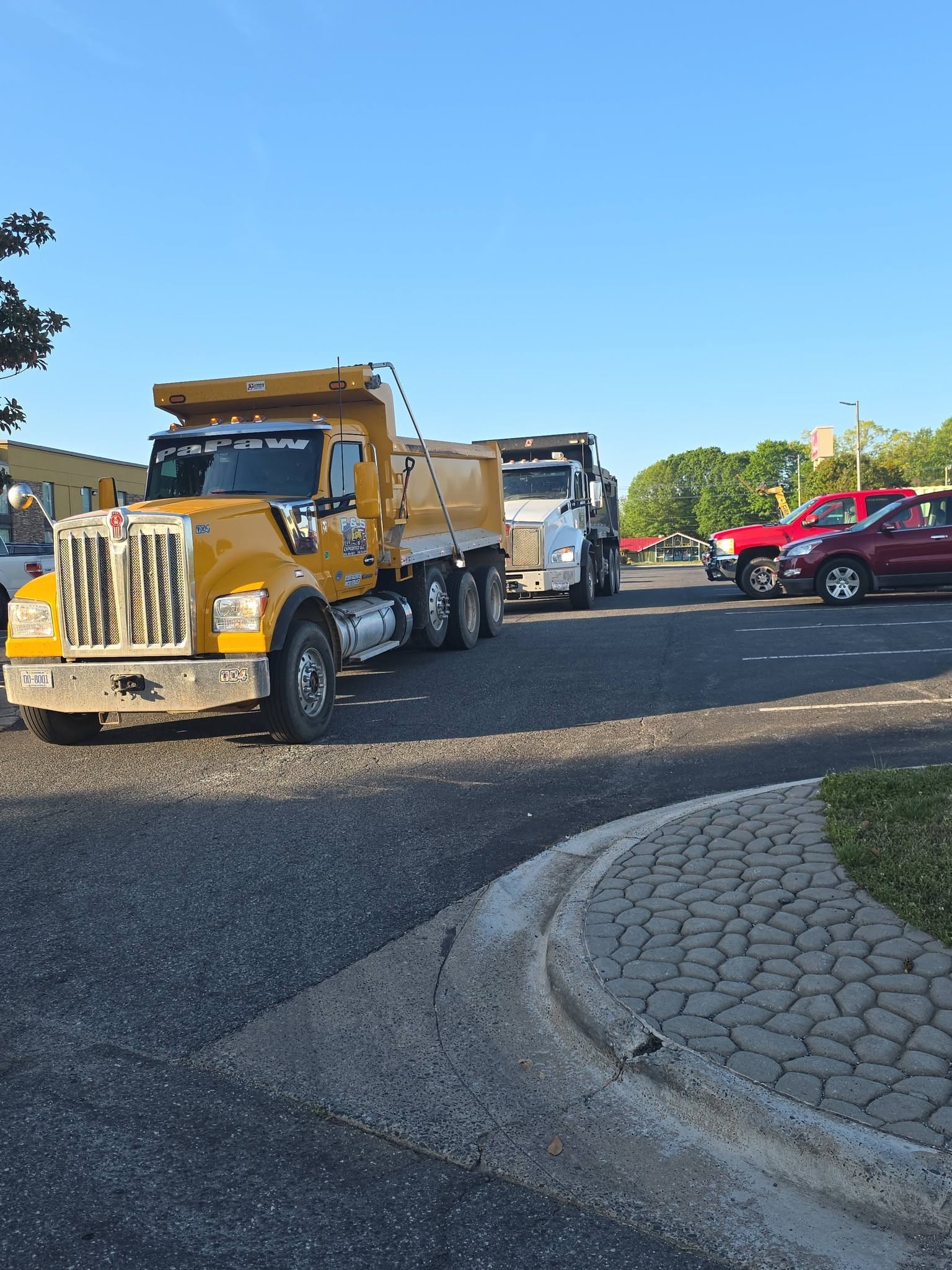F&S Expedited LLC - dump truck convoy